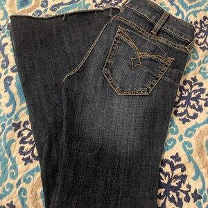 NWOT- Ariat “Kallie” Perfect-Rise Flare Jeans 27S